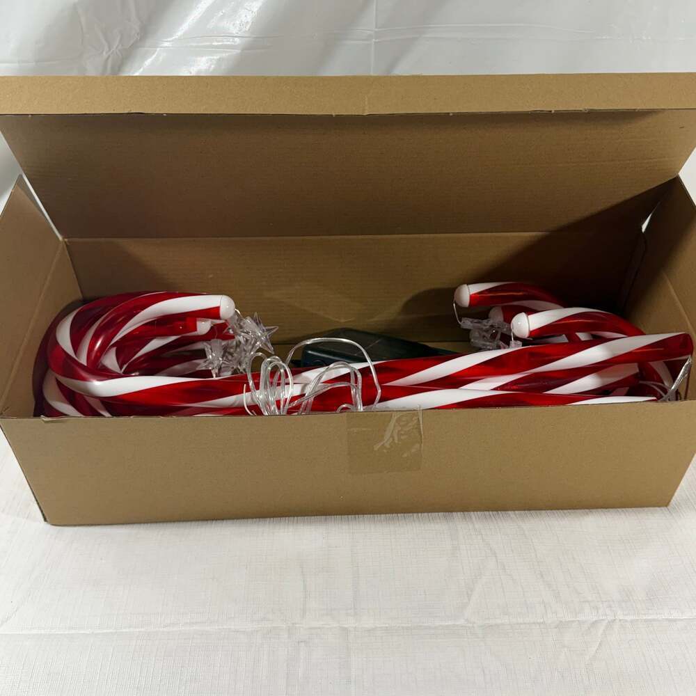Xeenso Candy Cane solar outdoor decor